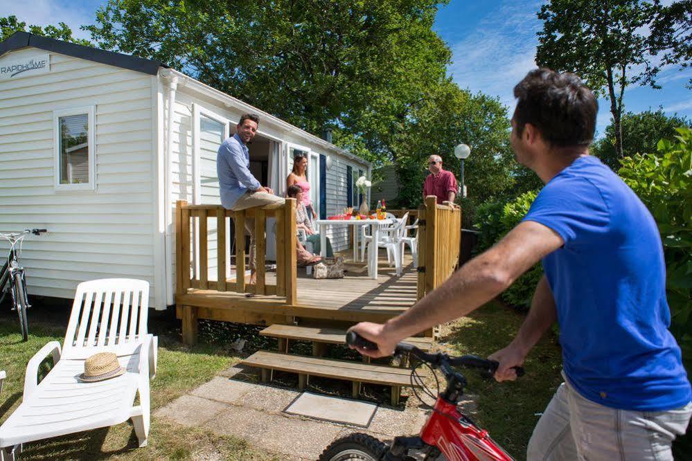 Camping Officiel Siblu Les Pierres Couchees 圣布里文莱丝皮恩 外观 照片
